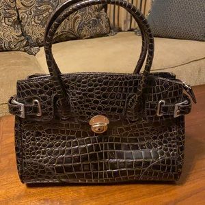 Brown 3-compartment purse